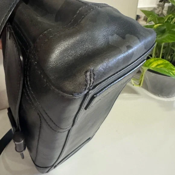 Frye Charlie Shoulder Bag real leather in Camo (black) - Picture 5 of 11